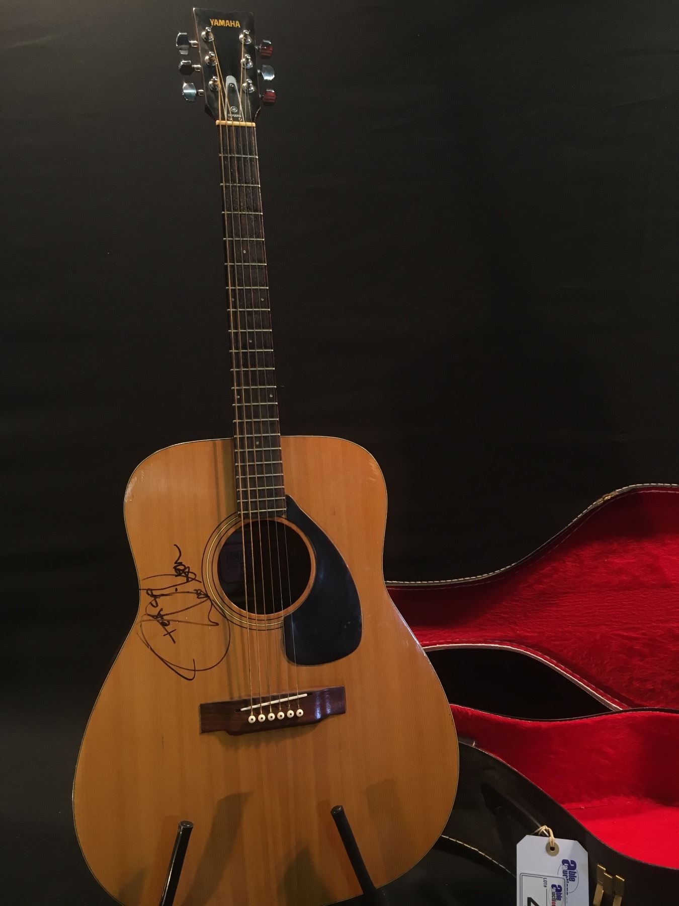 yamaha guitar serial numbers acoustic